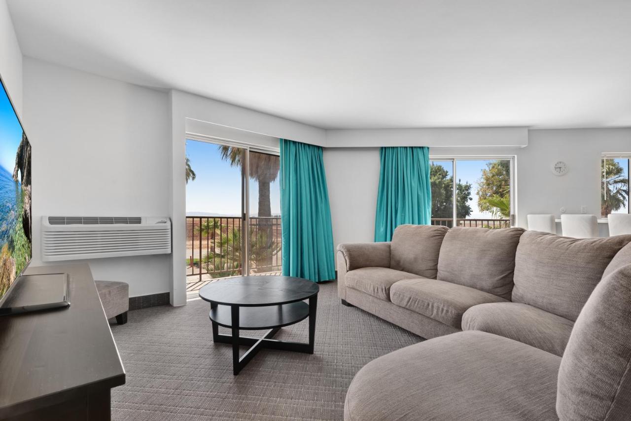 Ramada By Wyndham Holtville Exterior photo