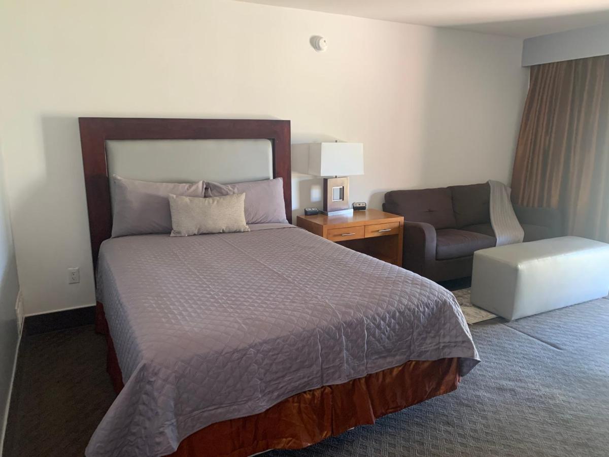 Ramada By Wyndham Holtville Exterior photo