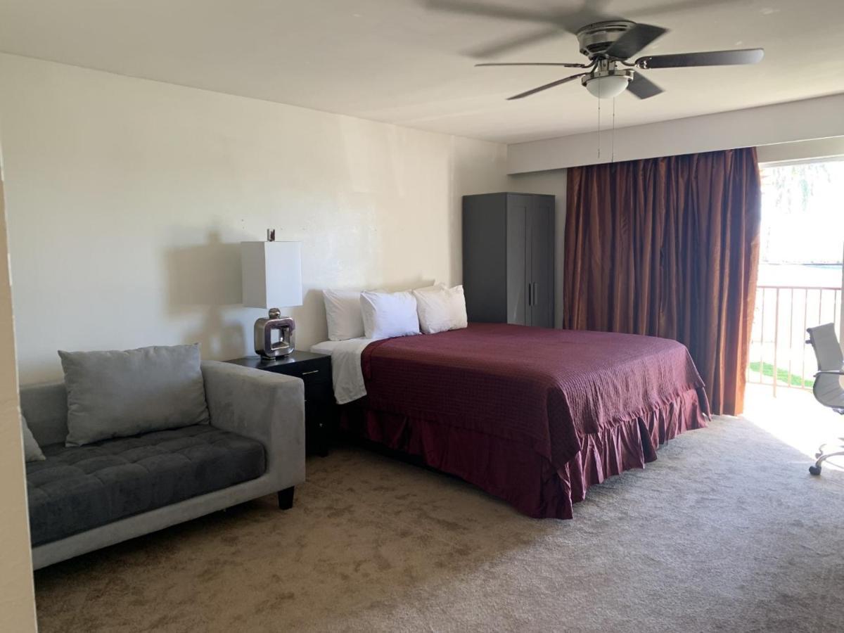 Ramada By Wyndham Holtville Exterior photo